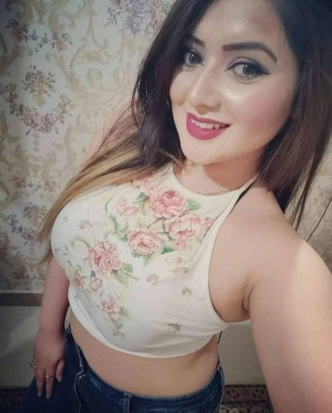 premium-vip-girls-in-karachi-call-kinza-03245002129-big-0